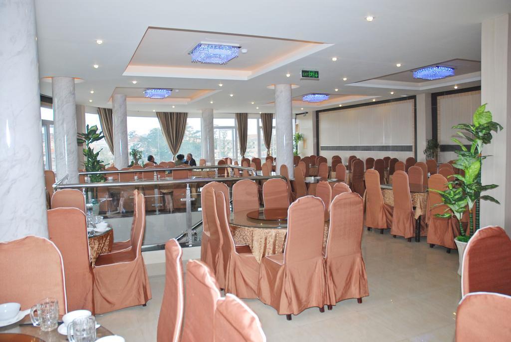 Mountain Town Hotel Đà Lạt Extérieur photo