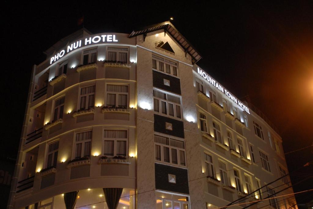 Mountain Town Hotel Đà Lạt Extérieur photo