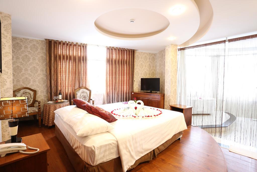 Mountain Town Hotel Đà Lạt Extérieur photo